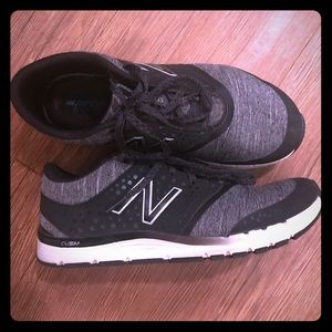 New Balance Memory Foam Athletic Shoes